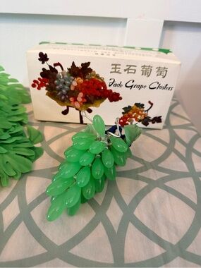 Vintage Jade Grape Clusters Xuan Wu Jade Factory Beijing